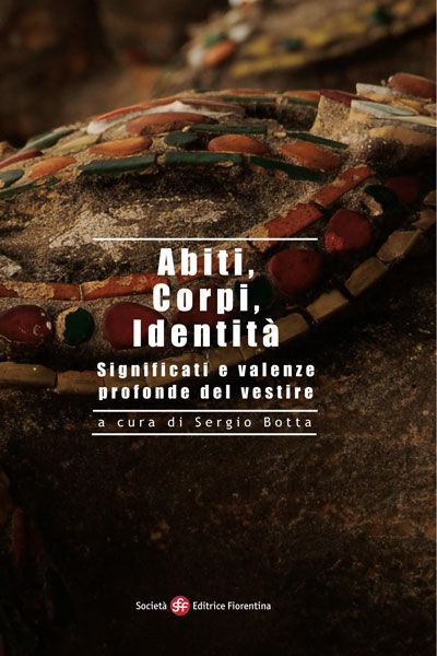 Abiti, corpi, identità